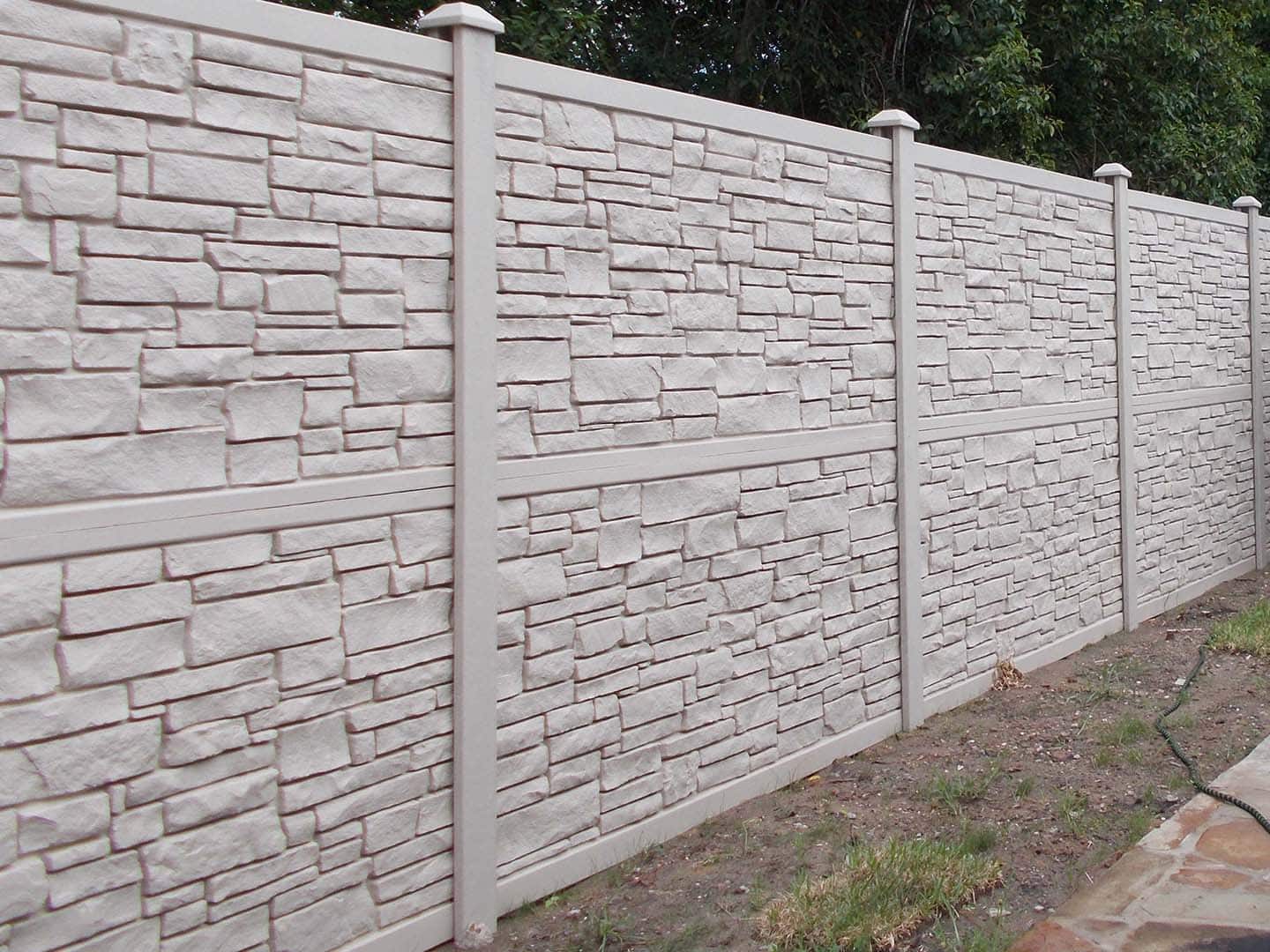 Photo of composite fence in Stafford, Texas